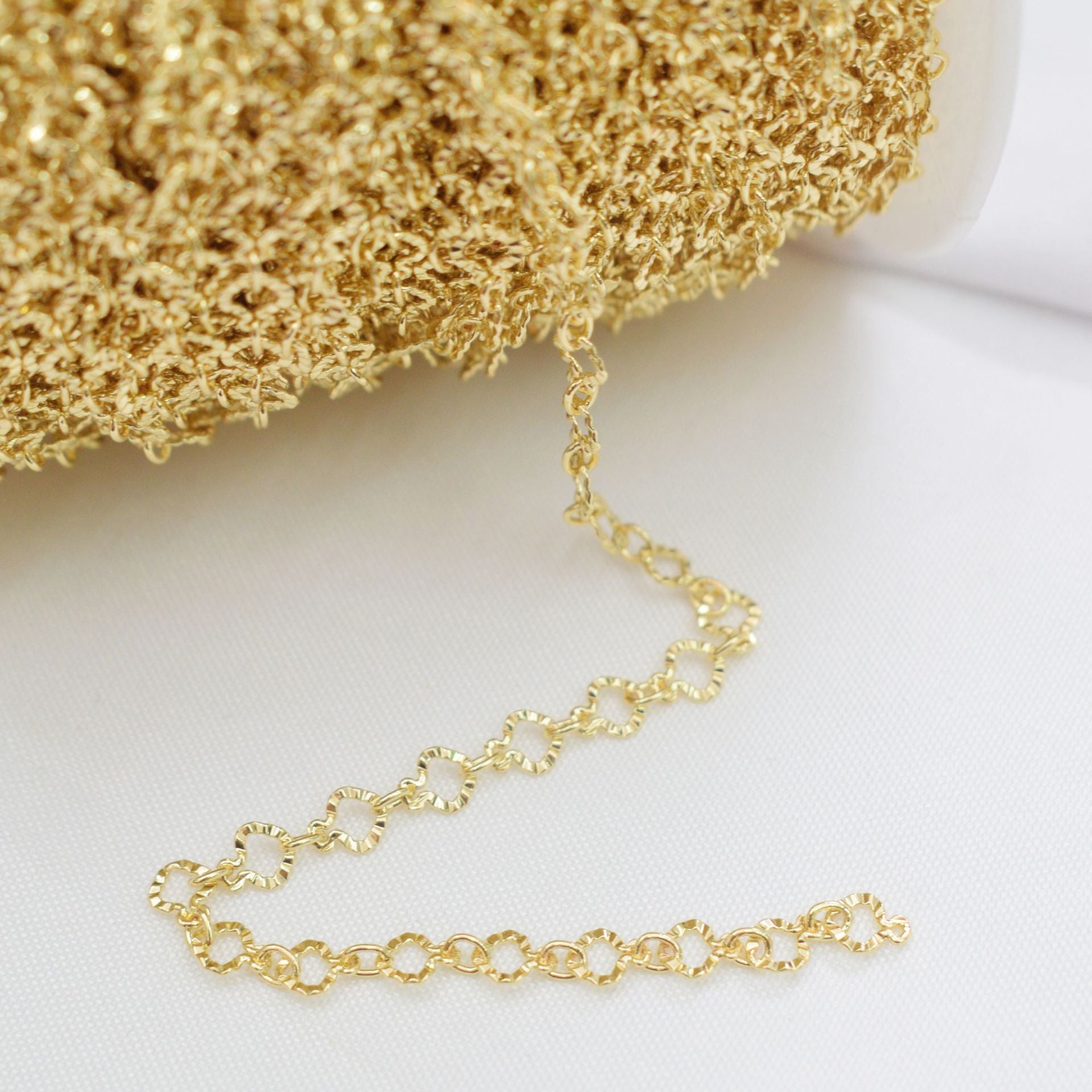 6.56 Feet/2M 18K Gold Filled Heart Oval Circle Necklace Bracelet Chains Roll Silver For Jewelry Making Kit Chains Doki Decor Heart 14K Gold 