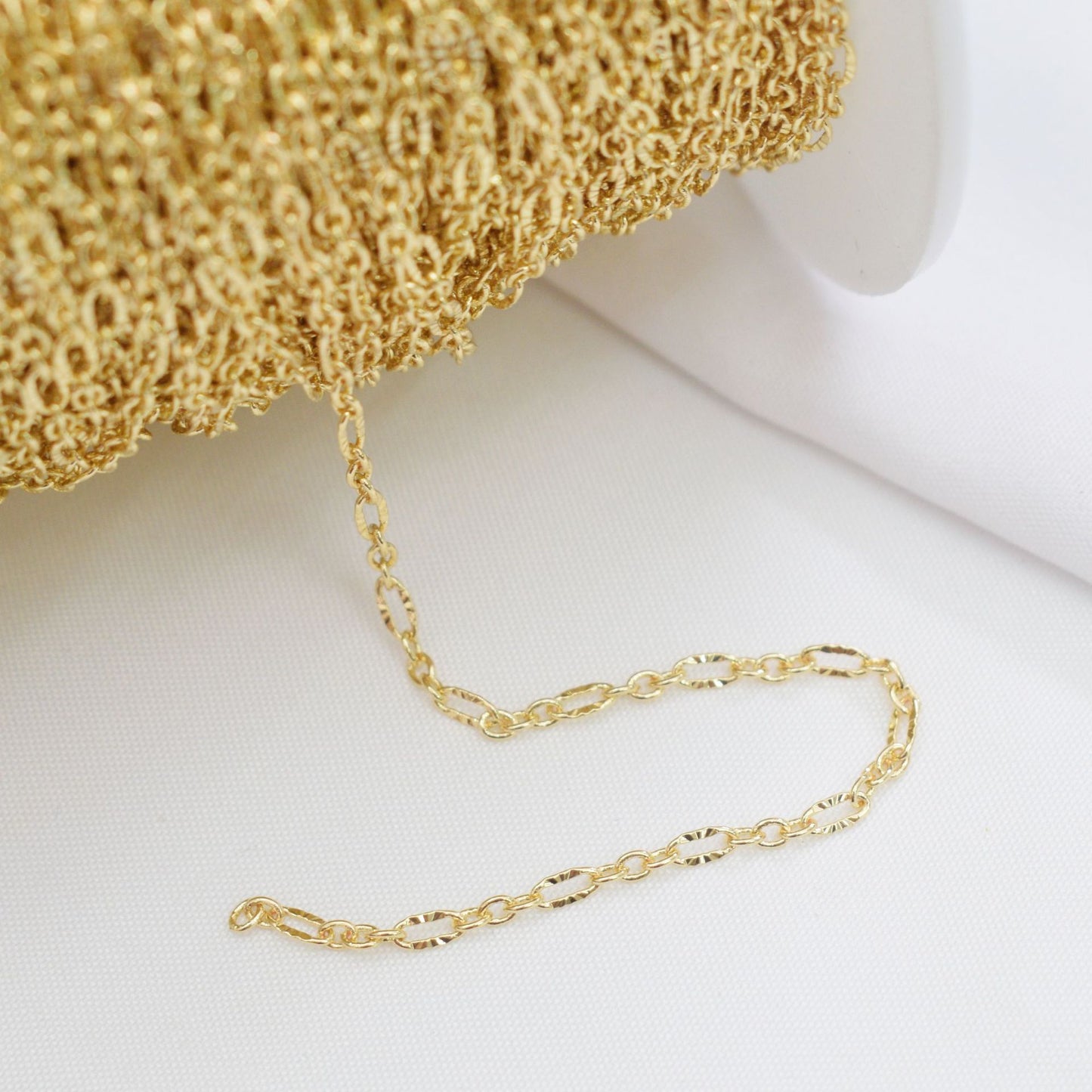 6.56 Feet/2M 18K Gold Filled Heart Oval Circle Necklace Bracelet Chains Roll Silver For Jewelry Making Kit Chains Doki Decor Oval 14K Gold 