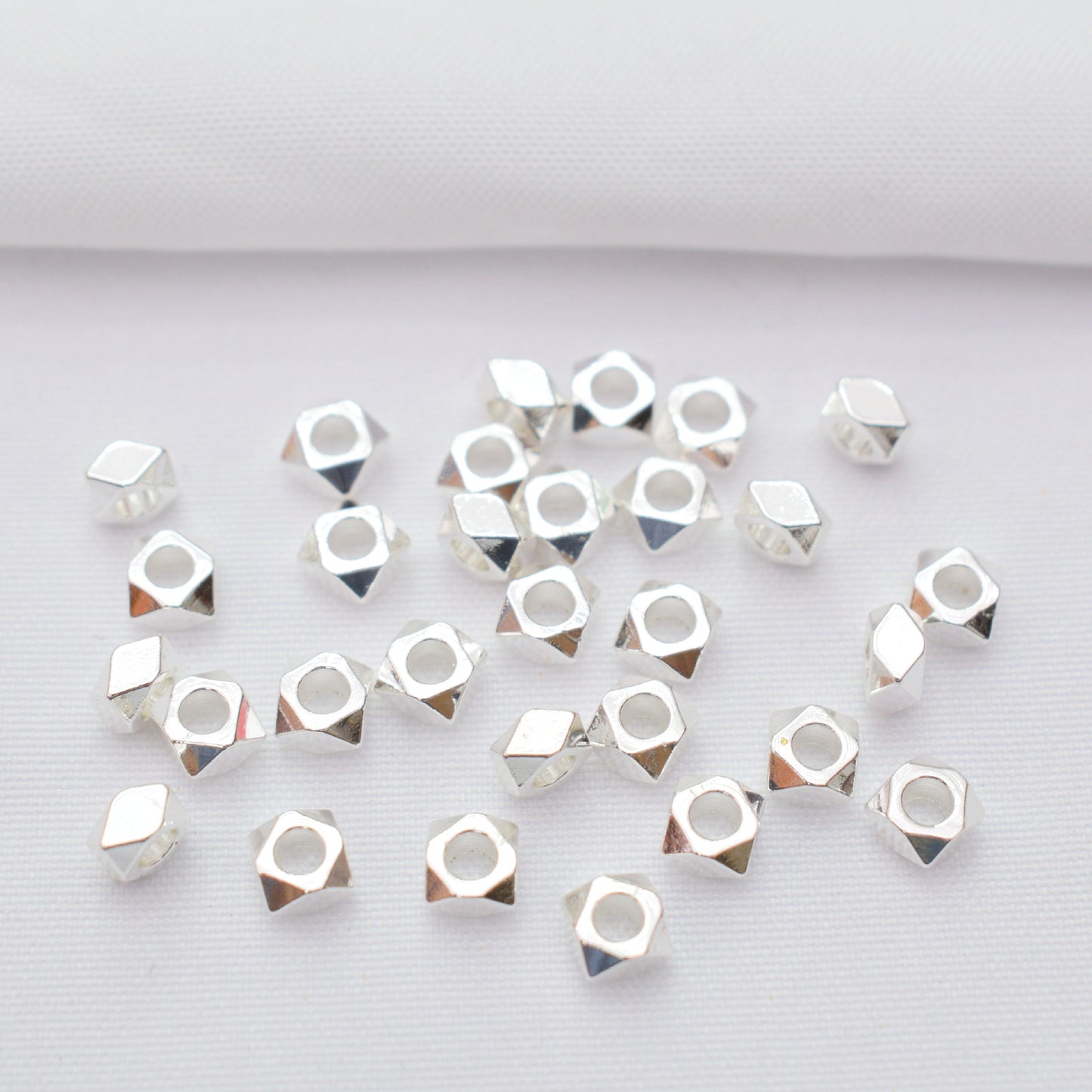 100PCS 18K Gold Filled Spacer Beads Corner Cut Cube Square Large Hole Silver Charm For Jewelry Making DIY Beads Doki Decor Silver  