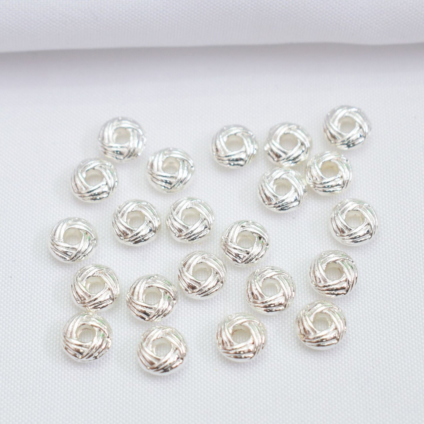 100PCS 18K Gold Filled Spacer Beads Nest Pattern Circle Round White Gold Silver Large Hole For Jewelry Making DIY Beads Doki Decor Silver  